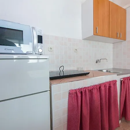 Apartments By The Sea Zivogosce - Blato, Makarska - 1057 Blato  Exterior foto