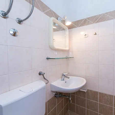 Apartments By The Sea Zivogosce - Blato, Makarska - 1057 Blato  Zimmer foto