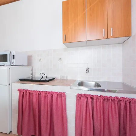 Apartments By The Sea Zivogosce - Blato, Makarska - 1057 Blato  Zimmer foto