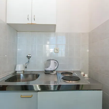 Apartments By The Sea Zivogosce - Blato, Makarska - 1057 Blato  Zimmer foto