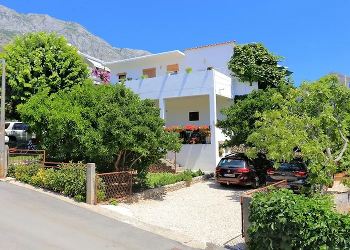 Apartments By The Sea Zivogosce - Blato, Makarska - 1057