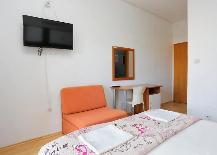 Apartments By The Sea Zivogosce - Blato, Makarska - 1057
